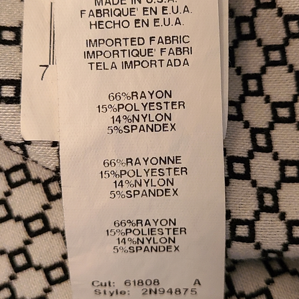 Karen Kane size L black top - Picture 9 of 9